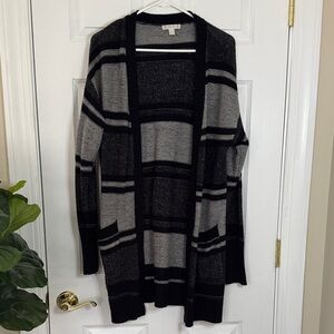 New York & Company Black and Gray Striped Cardigan